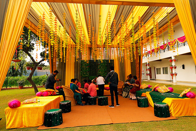 mehandi-haldi-function